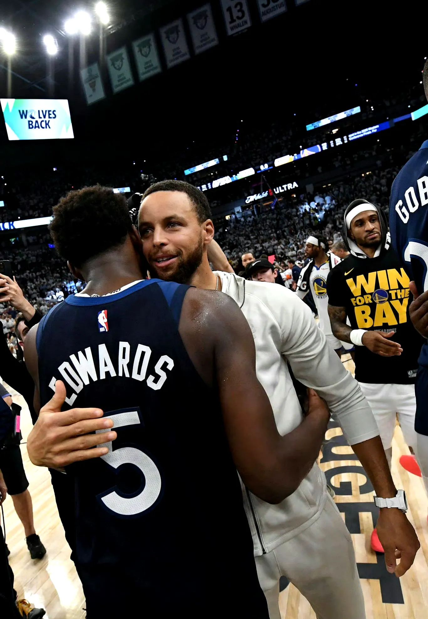 爱游戏-灰熊力克雷霆，库里关键制胜