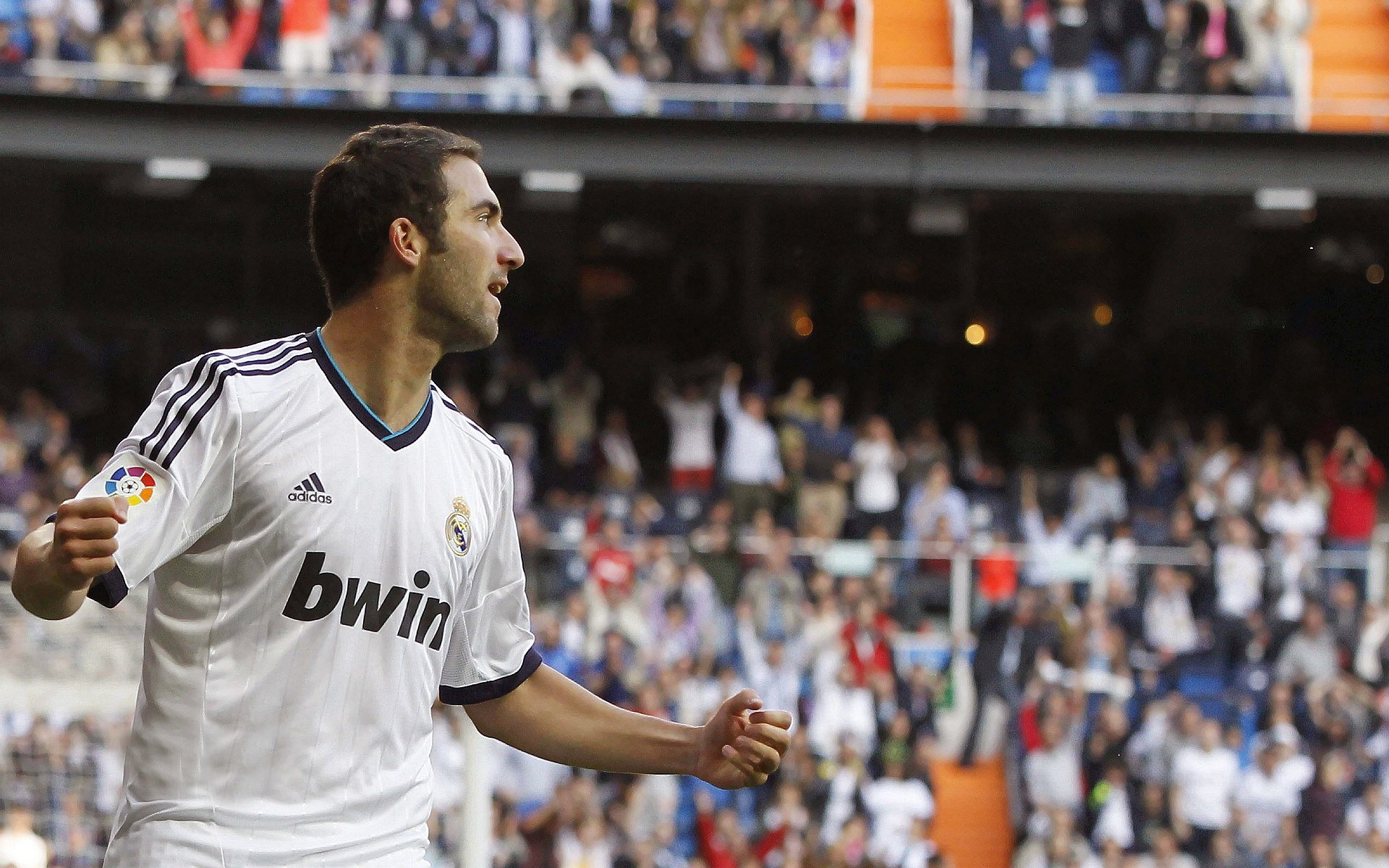 爱游戏入口-基米希爆发，那不勒斯节奏如何为英格兰足球注入灵魂革命？